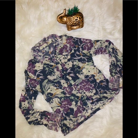 Odille Anthropologie floral button down blouse - Picture 10 of 14